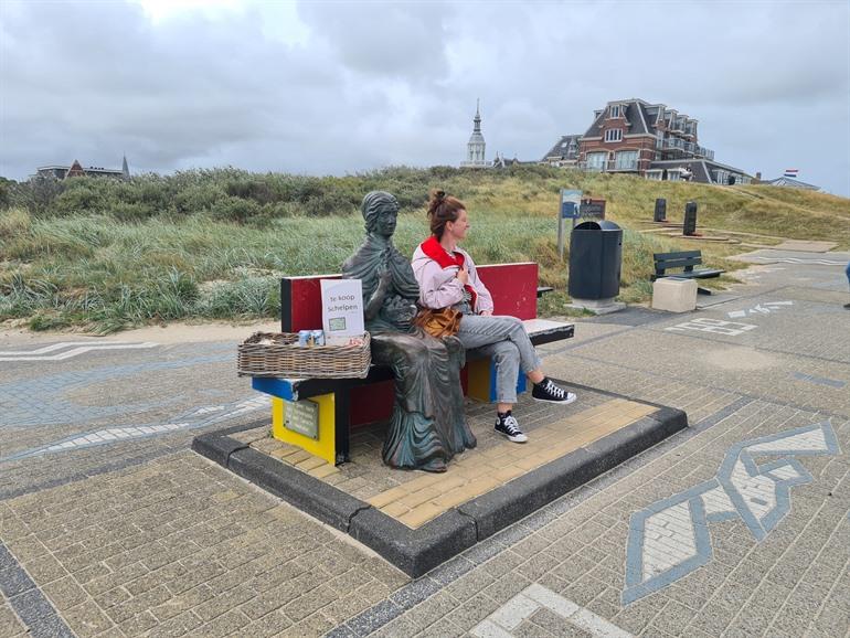 Nehalenniabank in Domburg