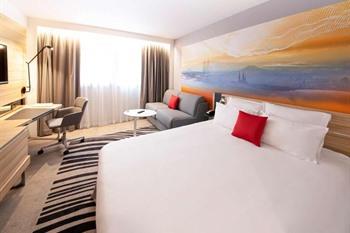 Novotel Clermond-Ferrand boeken