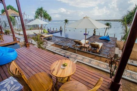 Nusa Veranda Sunset Villas & Restaurant aan het strand boeken