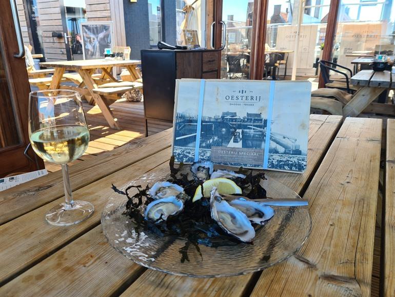 Oesters proeven bij de Oesterij in Yerseke