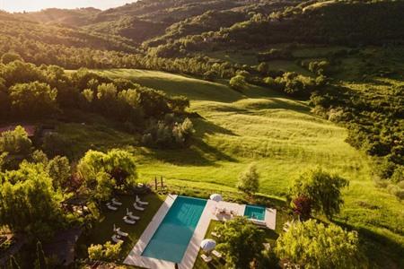 Omring jezelf met de schoonheid van de natuur en het panoramische uitzicht over Toscane