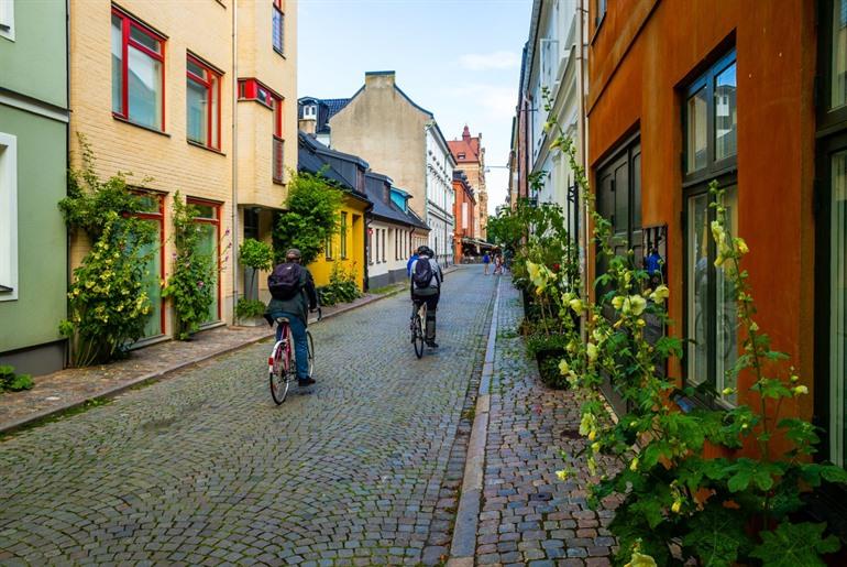 Ontdek de highlights van de stad tijdens een begeleide fietstour door Malmö
