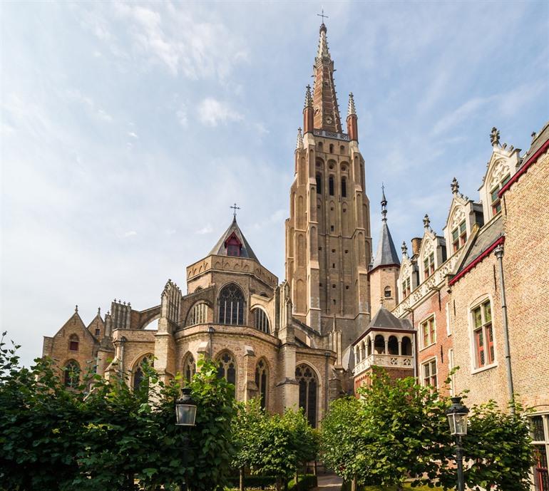 Onze-lieve-vrouwekerk in Brugge