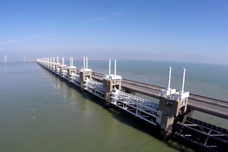 Oosterscheldekering in Zeeland, Nederland