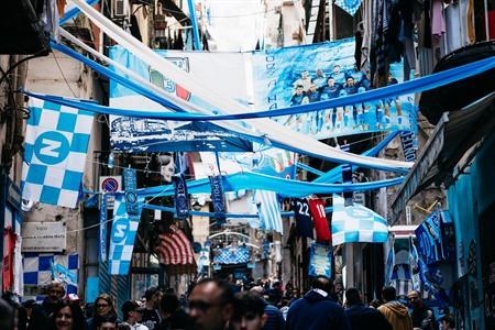 Op voetbalreis naar Napels