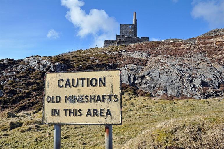 Oude mijnsite bij Allihies, Ierland