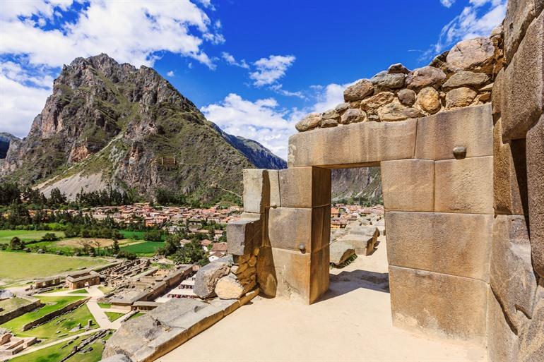 Overgebleven ruïnes in Ollantaytambo