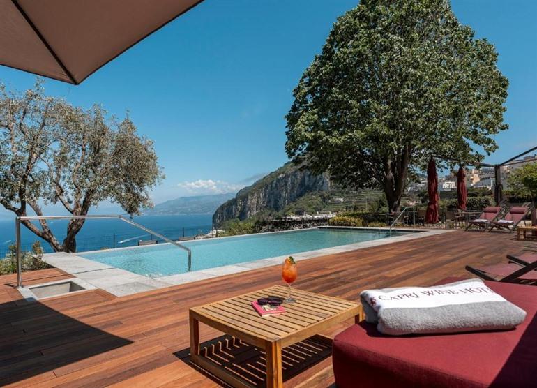 Overnachting boeken bij Capri Wine Hotel