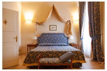 Palazzo Guiderocchi, historisch paleis in het stadscentrum boeken