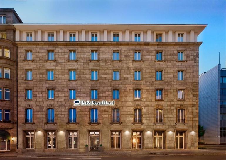 Park Plaza Nuremberg boeken