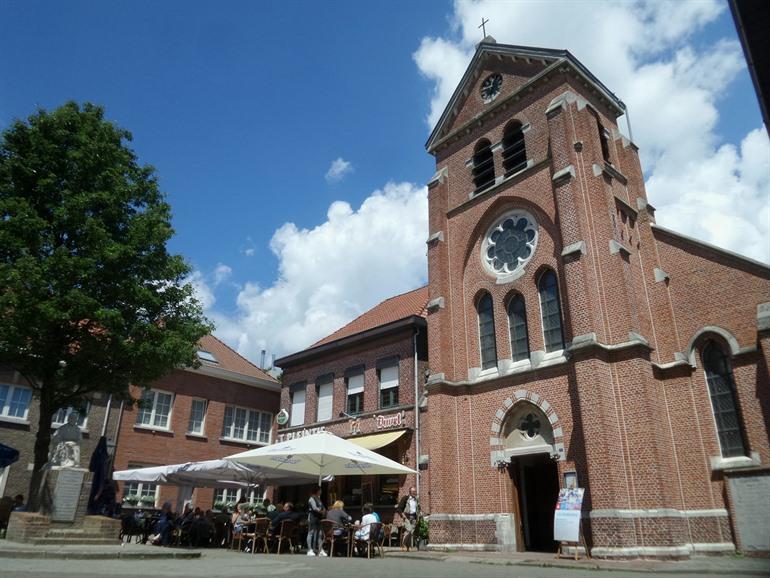 Parochiekerk Sint-Benedictus-Haven, Lillo 