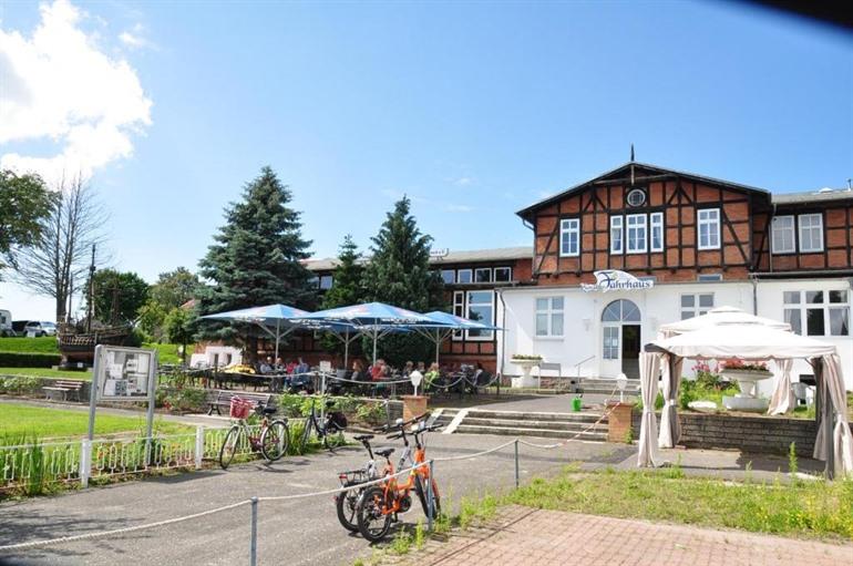Pension Zum Alten Fährhaus boeken