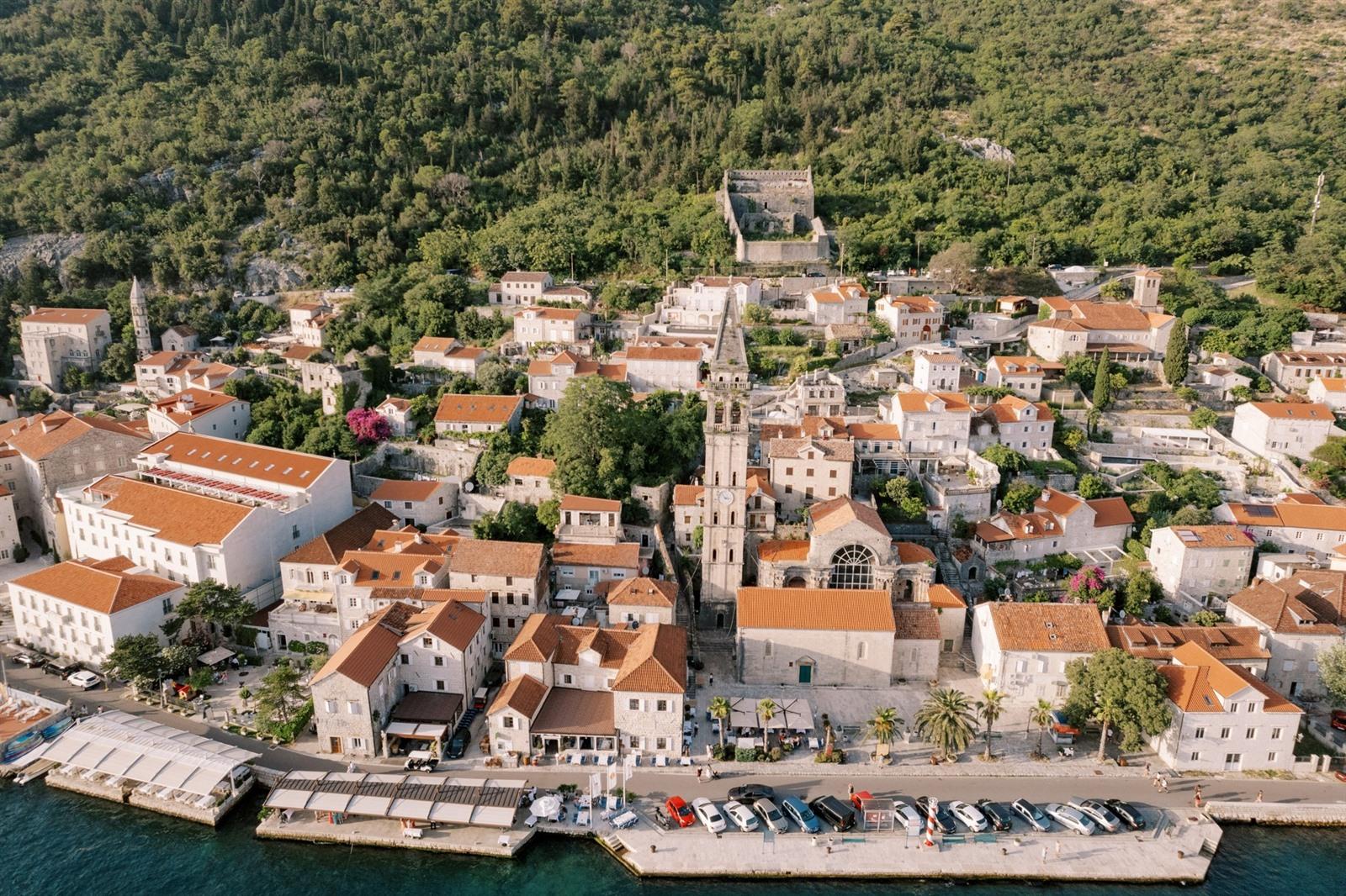 De baai van Kotor bezoeken? Alle bezienswaardigheden & info in Kotor
