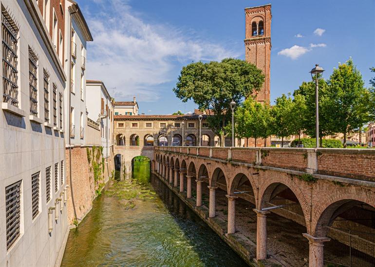 Pescherie de Giulio Romano, Mantua