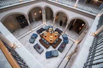 Petit Palace Marques Santa Ana