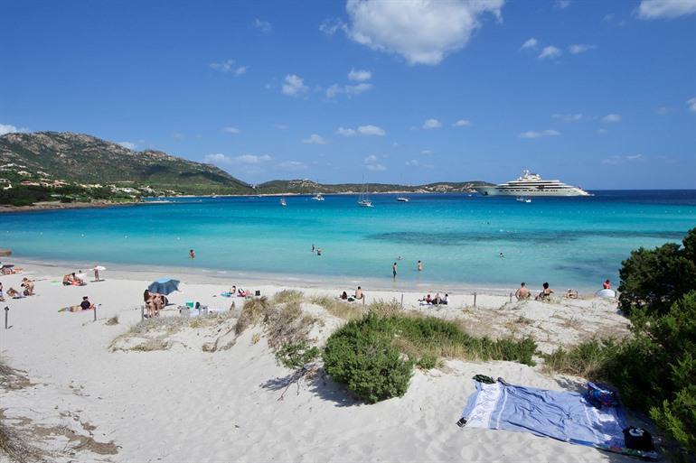 Pevero bay in Sardinië