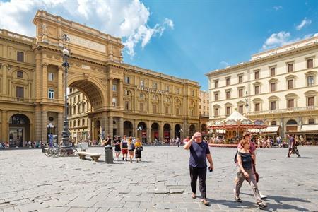 Piazza della Repubblica bezoeken in Firenze