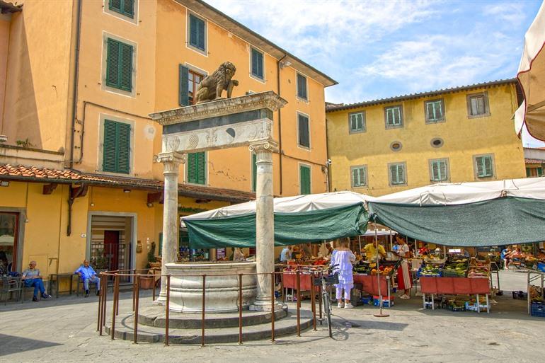Piazza della Sala, Pistoia