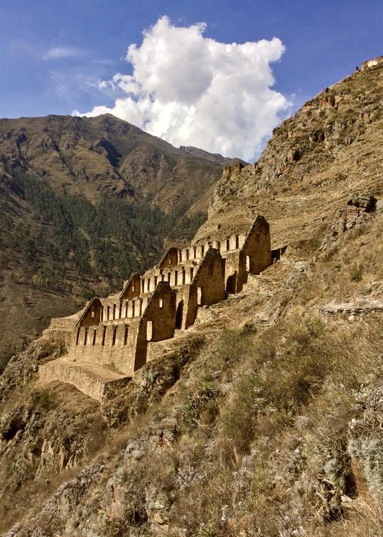 Pinkuylluna op de bergflanken