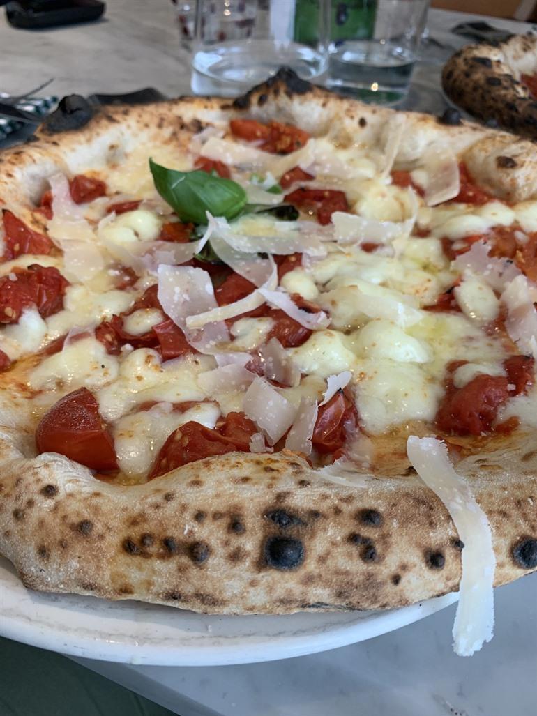 Pizza bij Concettina ai Tre Santi