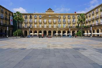 Plaza Nueva Bilbao