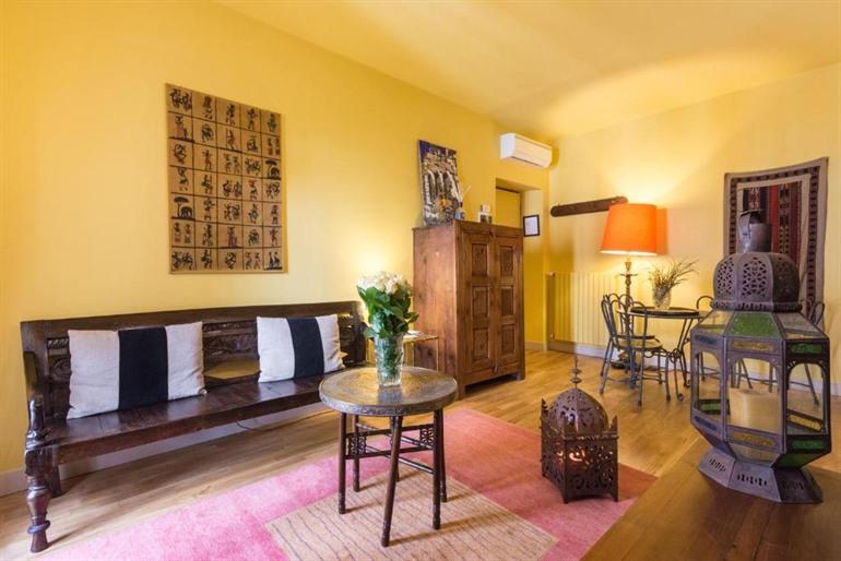 Porta Palace Apartments boeken