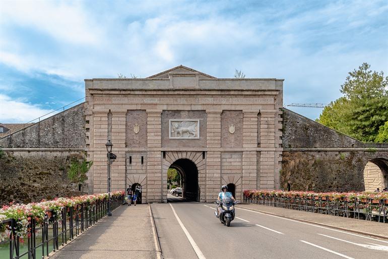 Porta Verona in Peshiera del Garda