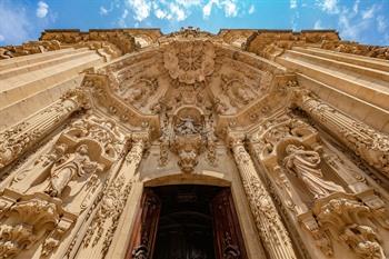 Portaal van de Santa Maria del Coro in San Sebastian