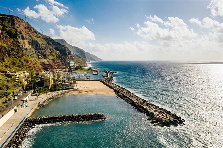 Praia de Calhetas, Madeira
