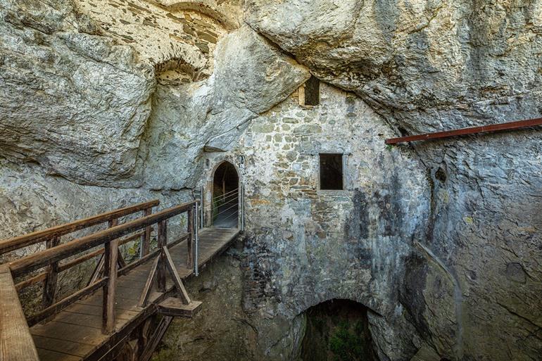 Predjamaburcht in Slovenië