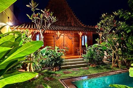 Privévilla Na Uli Villa Renon boeken met buitenzwembad