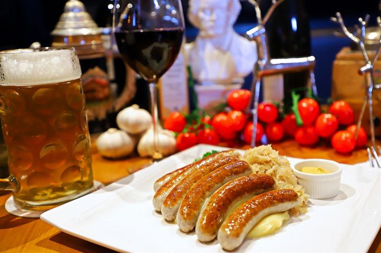 Proef de Nürnberger Rostbratwurst