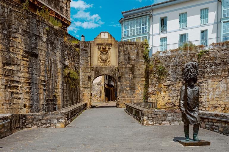 Puerta de Santa Maria, Hondarribia