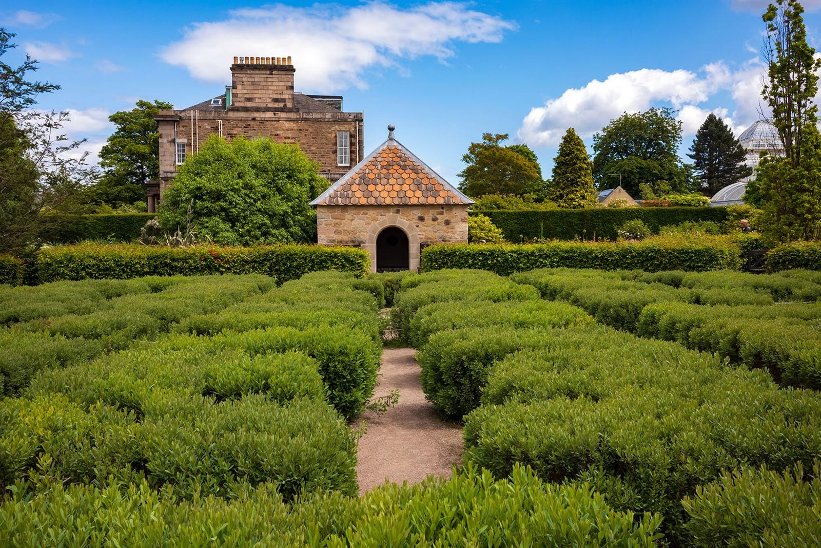 garden tours edinburgh