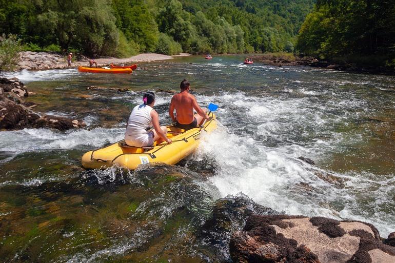Raften op de Kupa in Kroatië