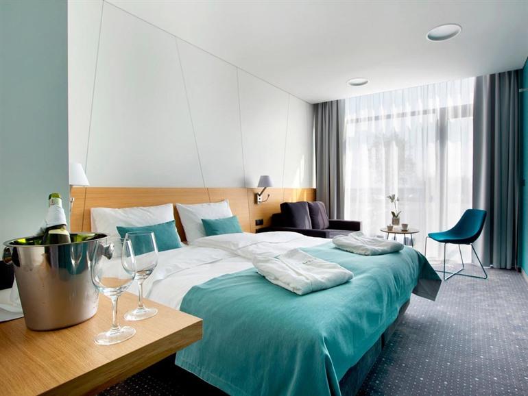 Regatta Hotel Restauracja Spa boeken