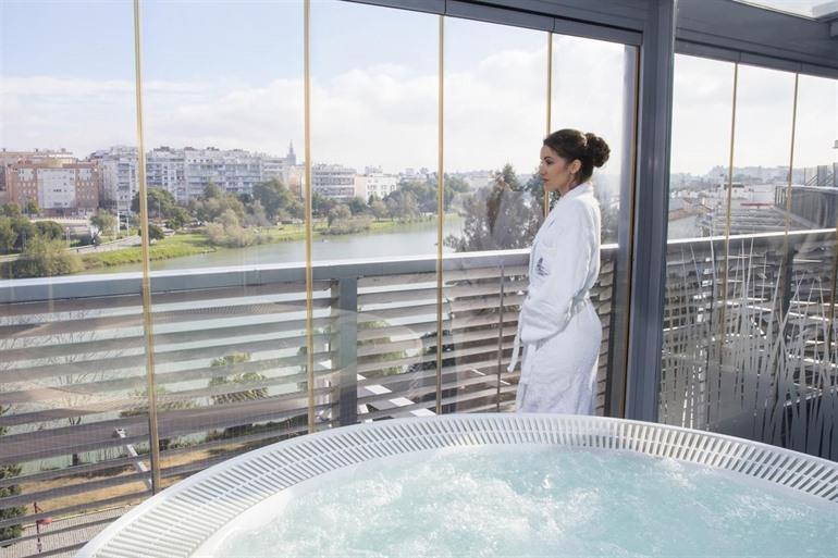 Ribera de Triana Hotel