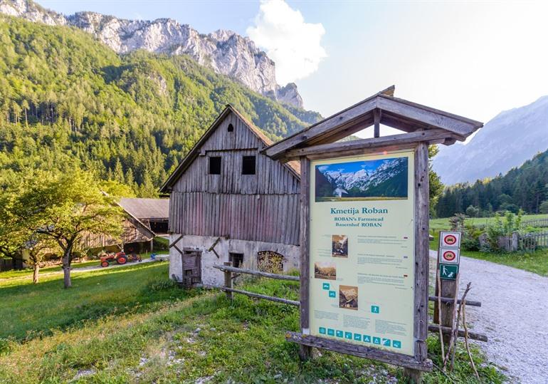 Robanov Kot in de Logar vallei