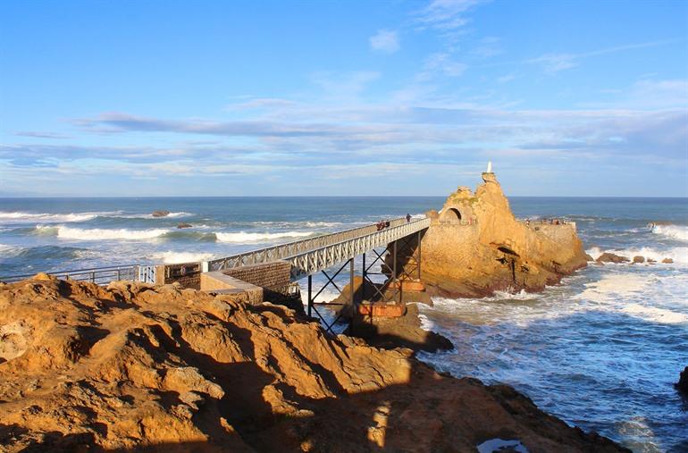 Rocher de la Vierge bezoeken in Biarritz