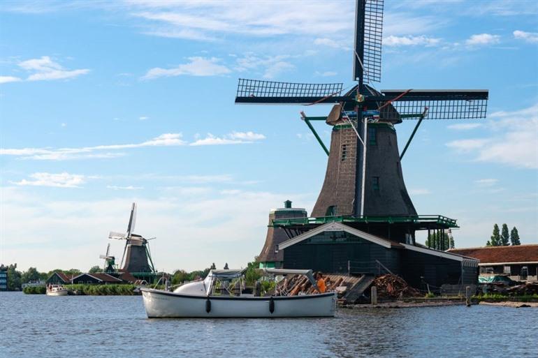 Rondvaart langs de Zaanse Schans boeken