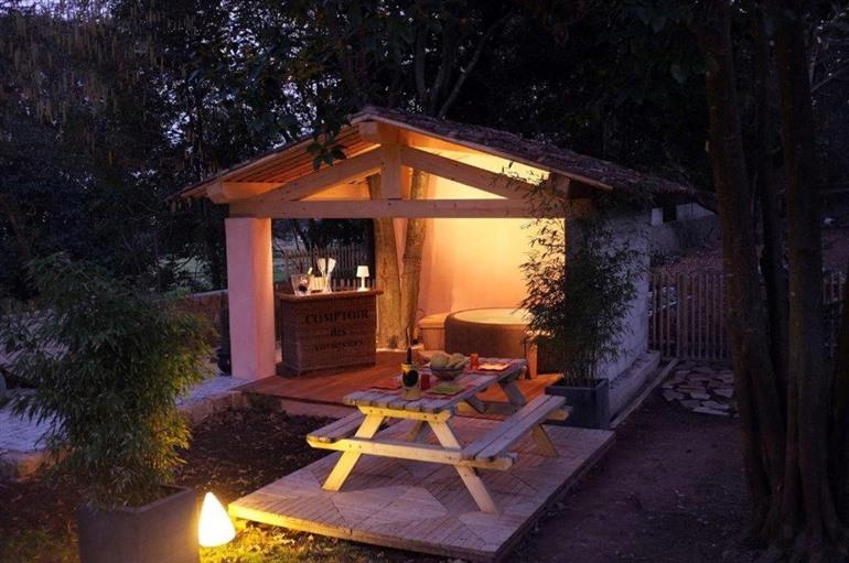 Roulotte De Charme in Grasse boeken