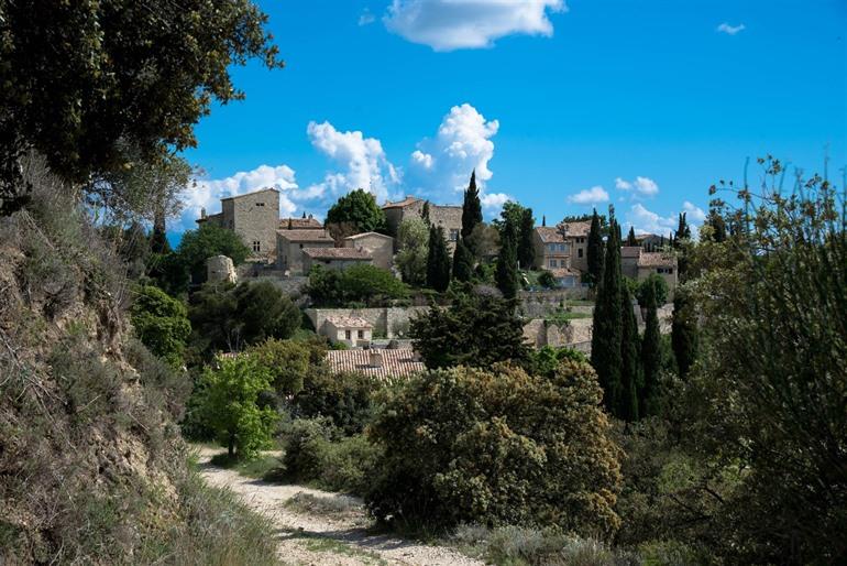 Rousset-les-Vignes in de Drôme, Frankrijk