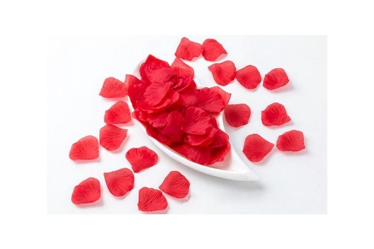 Rozenblaadjes Valentijnscadeau