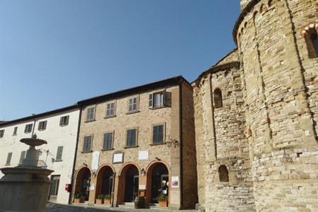 San Leo Albergo Diffuso boeken