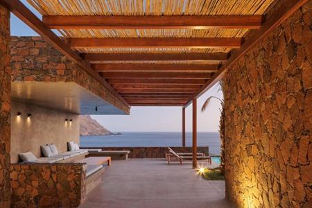 São Pedro Bay met zicht op de baai van São Pedro boeken