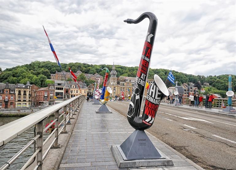 Saxofoons in Dinant