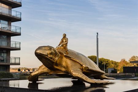 Schildpad van Jan Fabre in Nieuwpoort