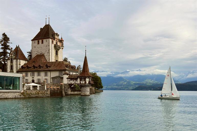 Schloss Oberhofen aan de Thunersee