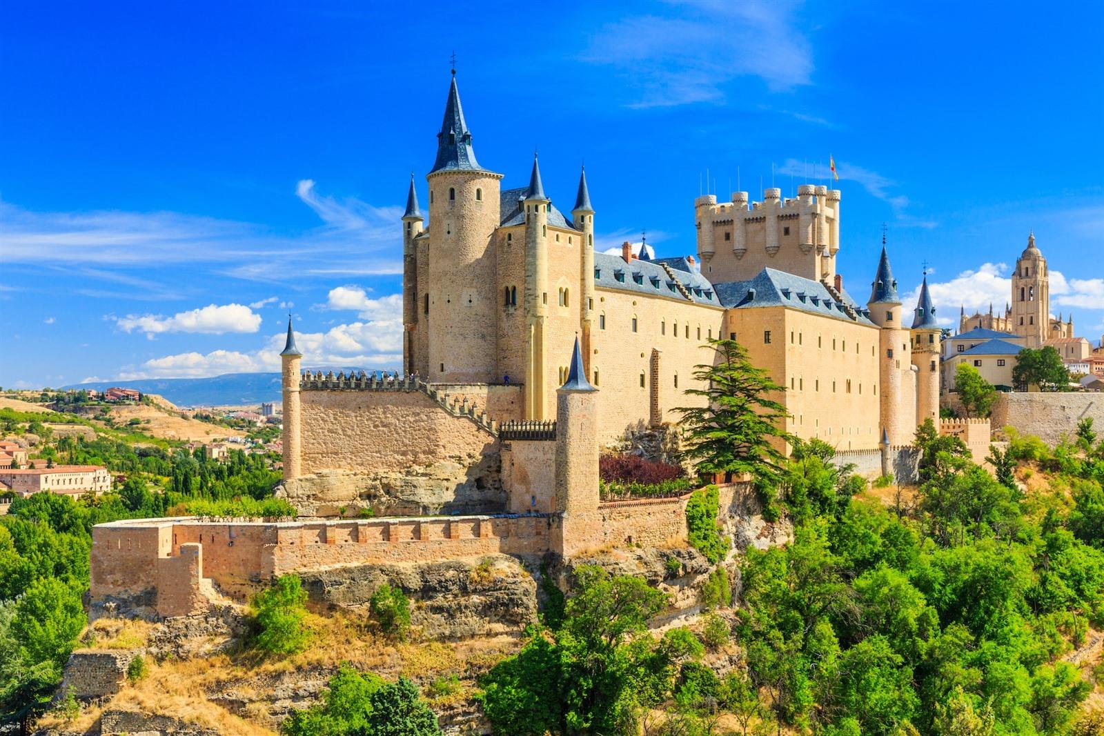 places to visit in segovia spain