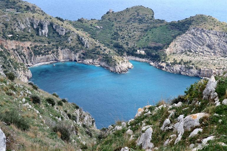 Sentiero Baia di Ieranto bij Sorrento